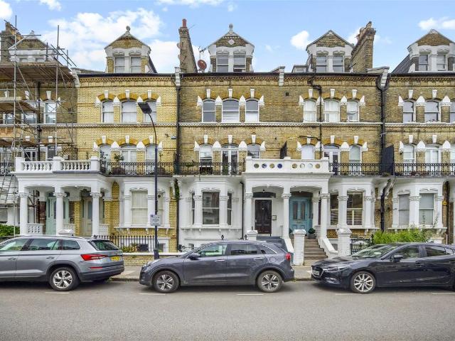 Studio for rent in West Kensington, Greater London