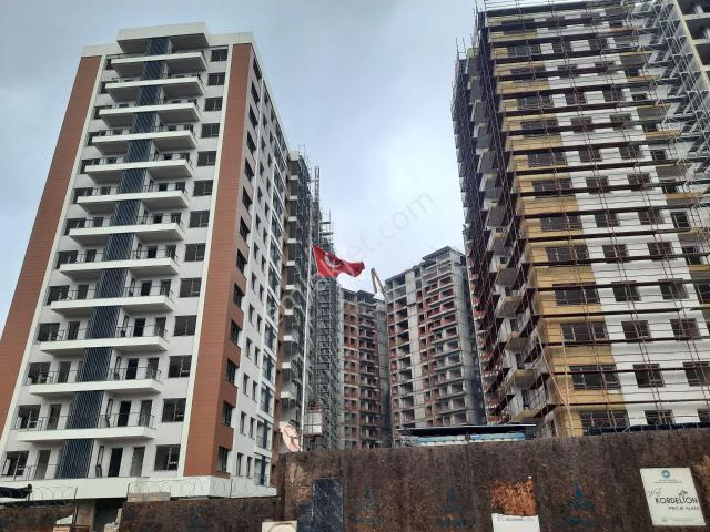 Karşiyaka, İzmir içerisinde satılık mülk