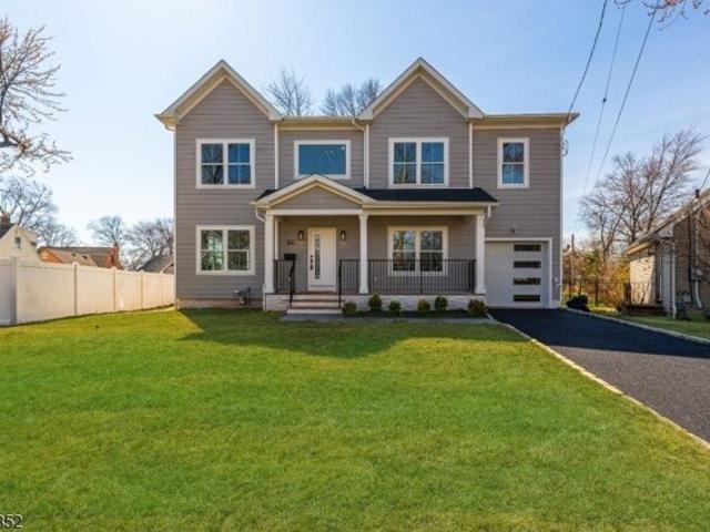 House for sale in Clark, New Jersey