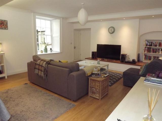 Apartment for rent in Hotwells, Feckenham