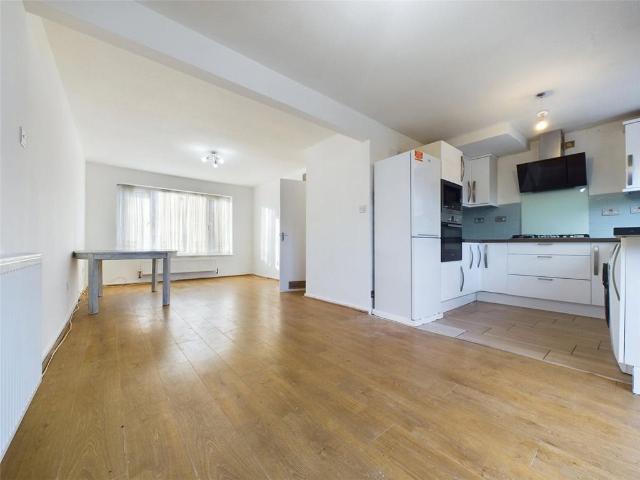 House for rent in London Borough of Havering, Greater London