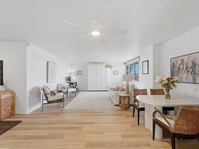 Condo for sale in Hudson, New Jersey