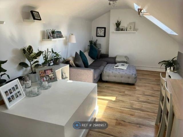Apartment for rent in West Norwood, Greater London