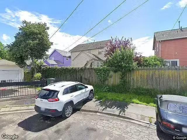 House for rent in Oakland