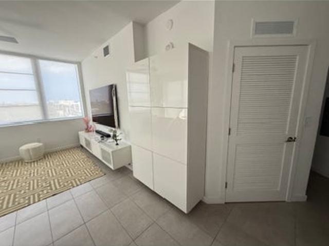 Room for rent in West Palm Beach, Florida