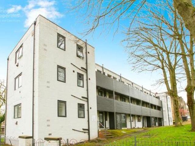 House for sale in Halifax, West Yorkshire