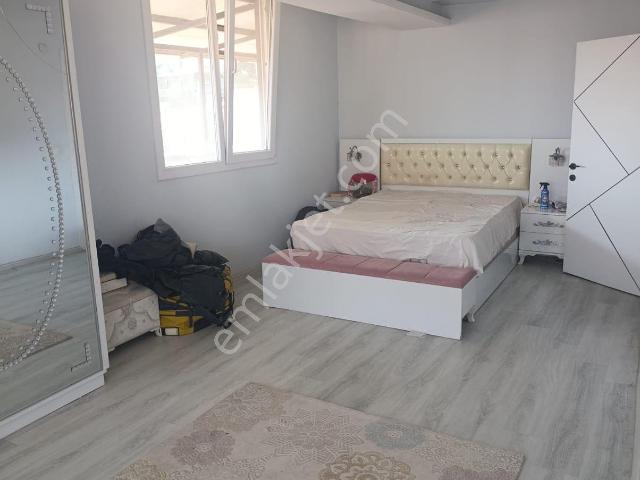 Bayrakli, İzmir içerisinde satılık mülk