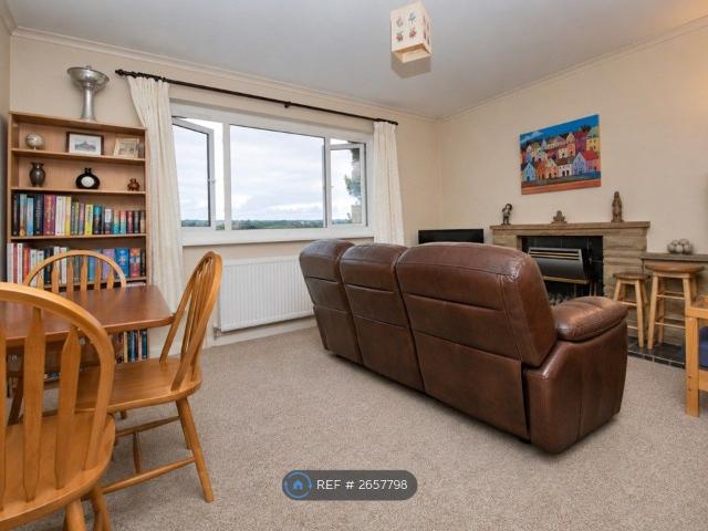 Apartment for rent in West Park, West Yorkshire