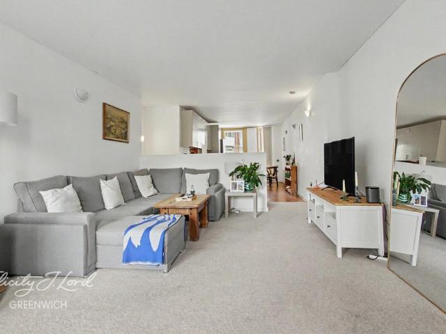 Apartment for rent in East Greenwich, Greater London