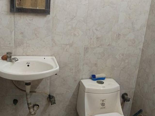 Property for rent in Deri