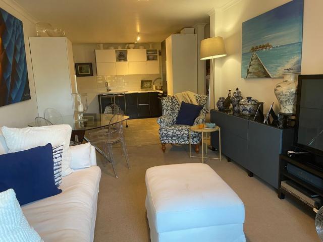 Room for rent in Cockburn, Western Australia