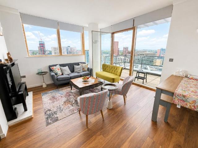 Apartment for rent in Holbeck, West Yorkshire