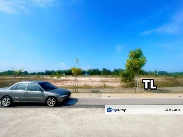Warehouse for sale in Port Klang, Selangor