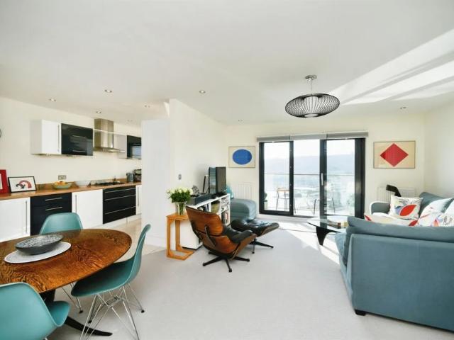 Apartment for rent in Mount Pleasant, Iford
