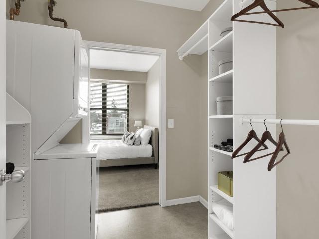 Apartment for rent in Hennepin, Minnesota