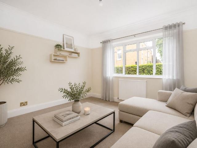 Apartment for rent in Clapham, Greater London