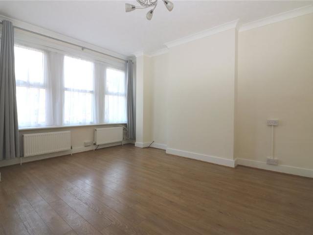 House for rent in North Shoebury, Alton Barnes