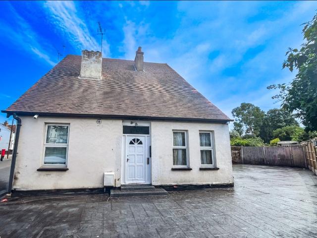 House for rent in Alton Barnes, Essex