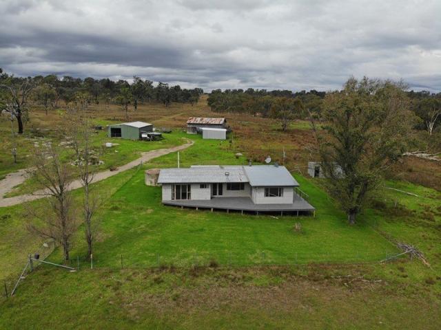 Cottage for sale in Inverell, New South Wales