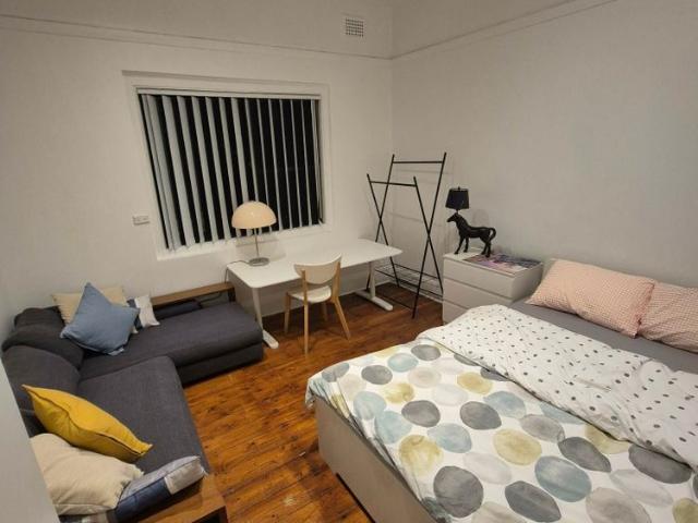 Room for rent in West Ryde, Sydney