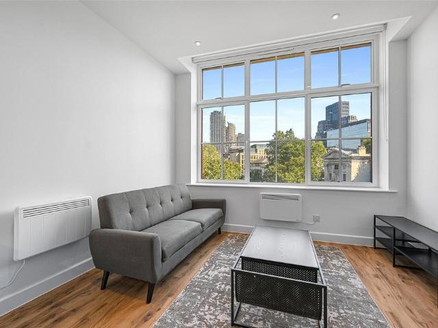 Apartment for rent in St Paul's, Greater London