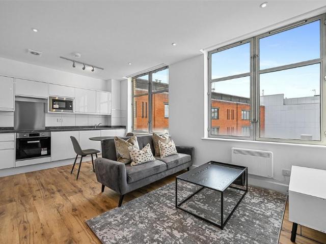 Apartment for rent in St Paul's, Greater London