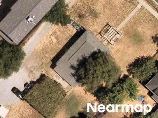 House for sale in Redding