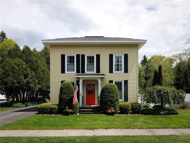 House for sale in Black River