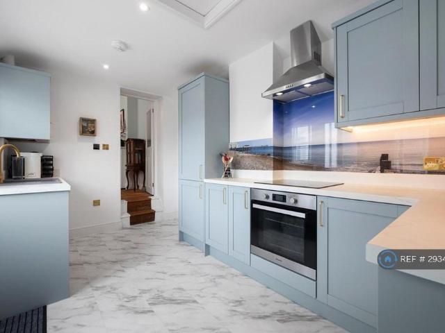 Apartment for rent in Clapham, West Sussex