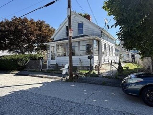 House for sale in Merino Village, Dudley