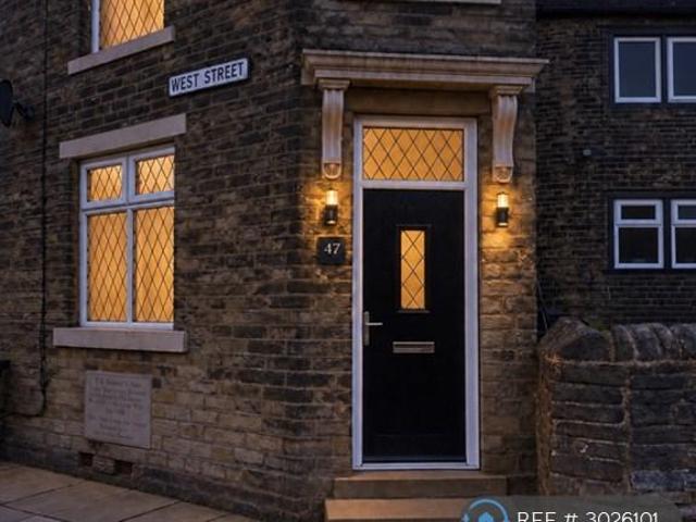 House for rent in Shelf, West Yorkshire