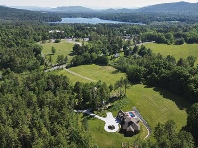 House for sale in Lenox House for sale in Lenox