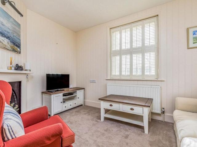 House for rent in Littlecote, West Sussex
