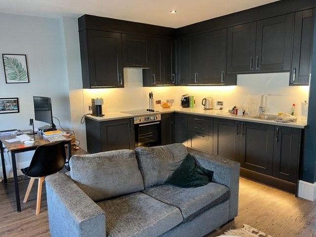 Apartment for rent in Round Hill, Brighton