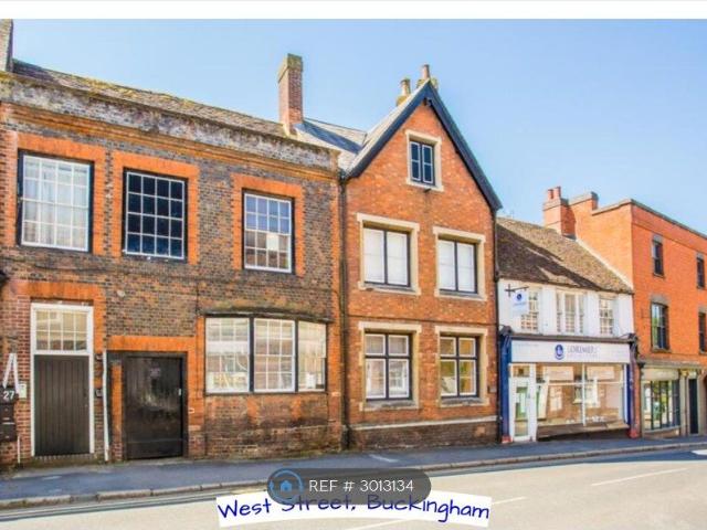 Studio for rent in Buckingham, Buckinghamshire
