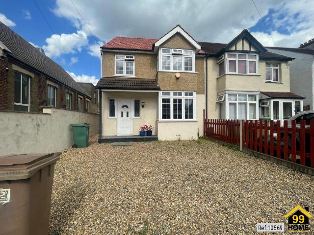 House for rent in London Borough of Sutton, Greater London