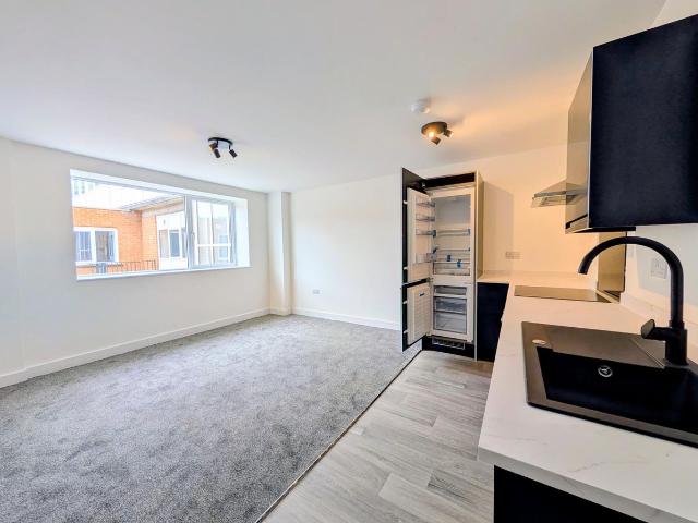 Apartment for rent in Loundsley Green, East Midlands