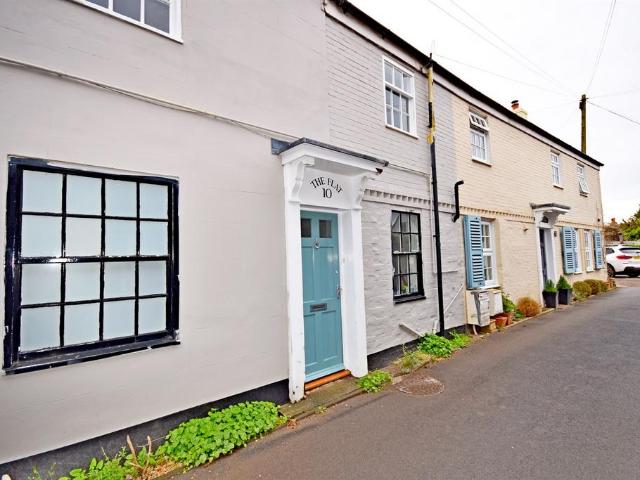Apartment for rent in Spring Vale, Hampshire