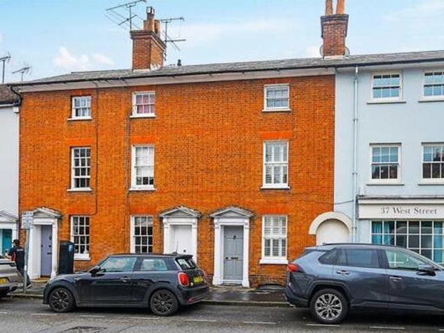 House for sale in Fole, Surrey