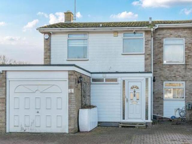 House for sale in Oad Street, Kent