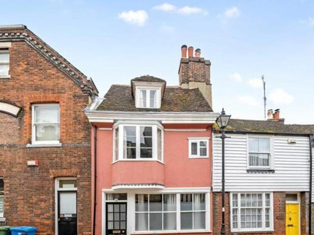 House for sale in Oad Street, Kent