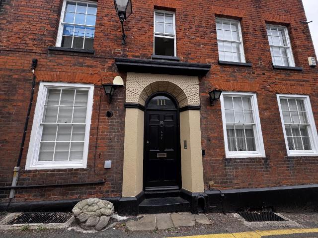 Apartment for rent in Oad Street, Kent
