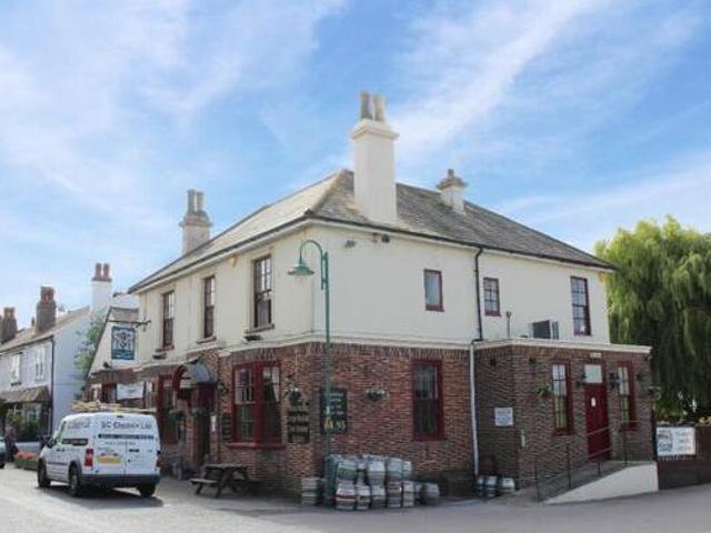 House for sale in Fishersgate, West Sussex