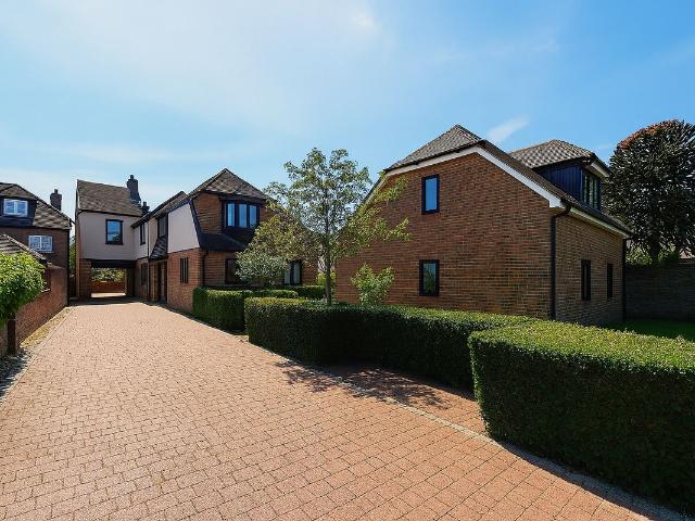 Apartment for rent in Spring Vale, Hampshire