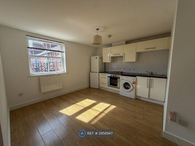 Apartment for rent in Highfields, Old Wharf