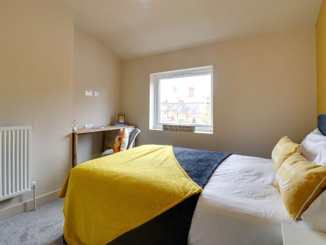Room for rent in Highfields, Old Wharf