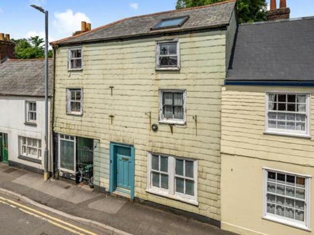 House for sale in Lamellion, Cornwall