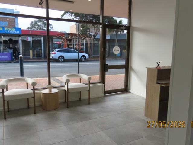 Retail for rent in Umina Beach, New South Wales