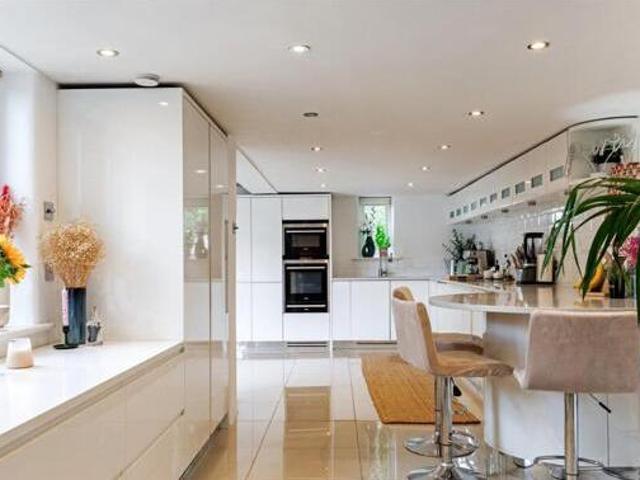 House for sale in Marlow, Buckinghamshire