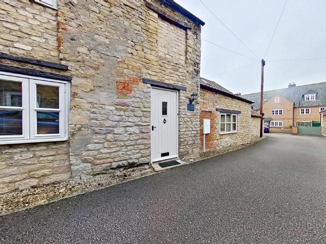 House for rent in Oundle, North Northamptonshire